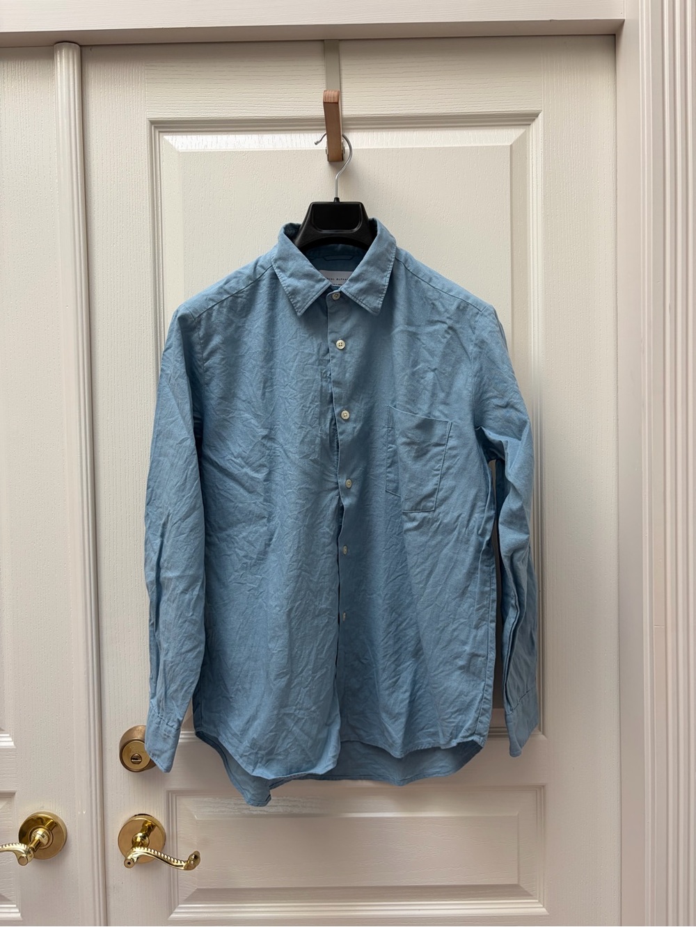 Manual alphabet sky blue linen cotton shirt
